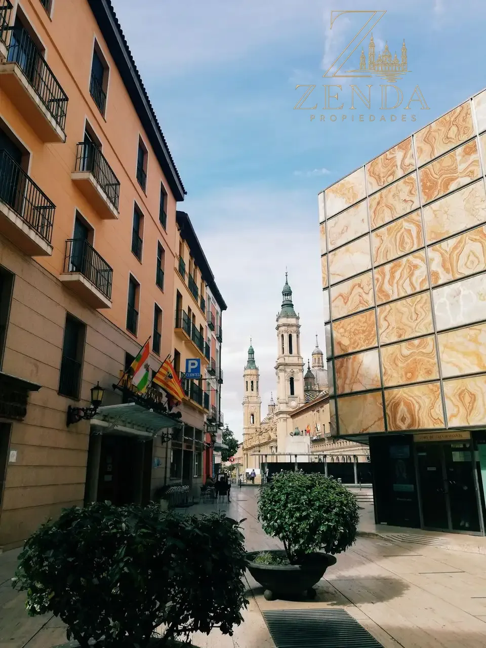 Vista hacia la Basílica del Pilar, piso en Casco Histórico